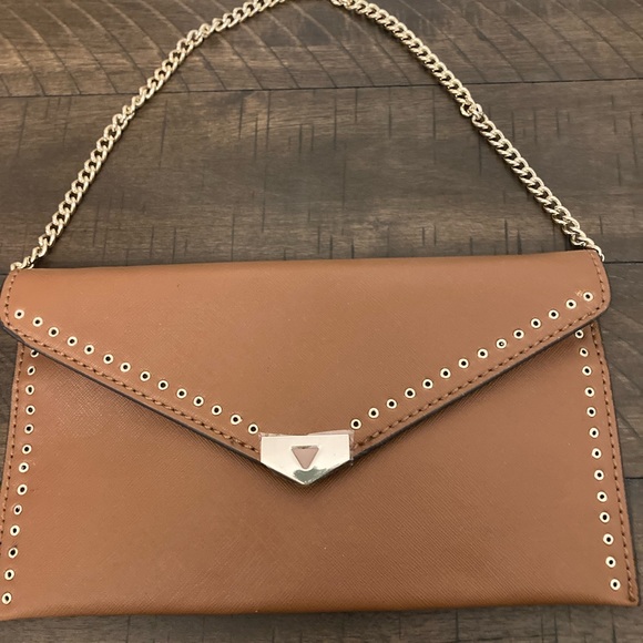 New clutch from Guess. Never used. - Picture 5 of 5